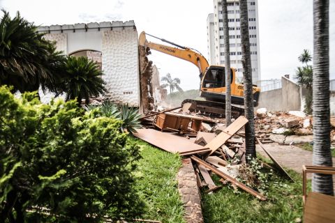 Parte da fachada deverá ser preservada (Foto: Henrique Arakaki/Jornal Midiamax)