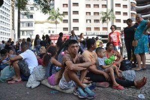 Se meu filho não gritasse, a gente ia morrer, diz moradora de prédio