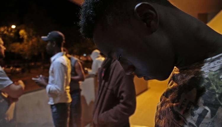 Corumbá é porta de entrada de haitianos. Mas de lá eles não conseguem sair