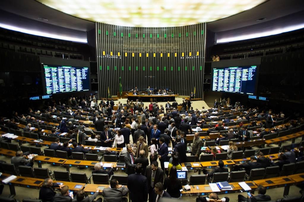 Com chapas sendo definidas, veja quanto cada partido terá para campanha