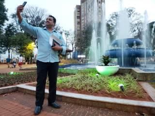 Chafariz restaurado traz nostalgia a frequentadores da praça