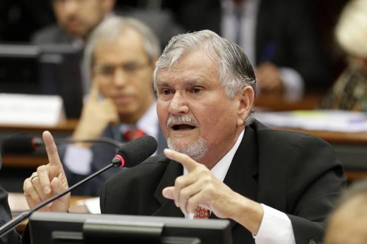 Disputa ao Senado tem 11 candidatos em MS após convenções do fim de semana