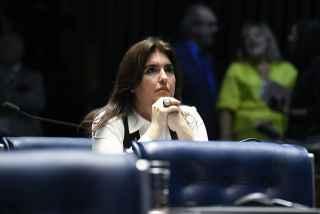 Cotada para assumir presidência do Senado, Simone tratará sobre assunto no fim do ano