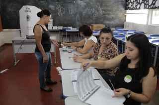 Mesmo com 427 mil eleitores faltosos no 2º turno, abstenção cai em MS