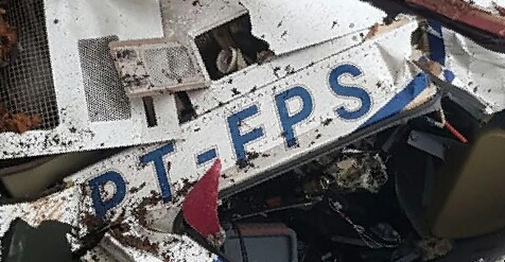 Seis pessoas morrem em queda de helicóptero no interior de SP