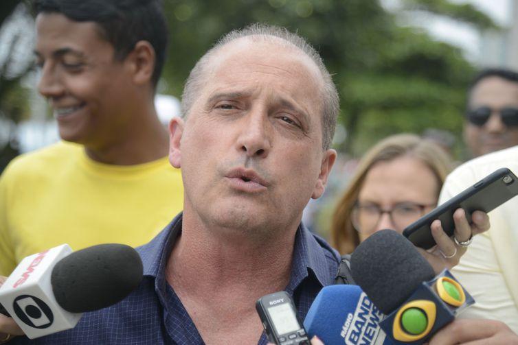 Governo nomeia Onyx Lorenzoni como ministro extraordinário de Bolsonaro