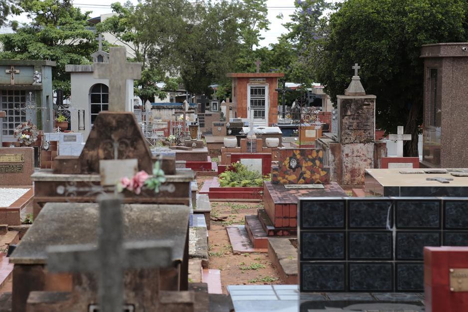Arquidiocese confirma 15 missas de Finados na segunda, mas cancela celebração no Cemitério do Cruzeiro