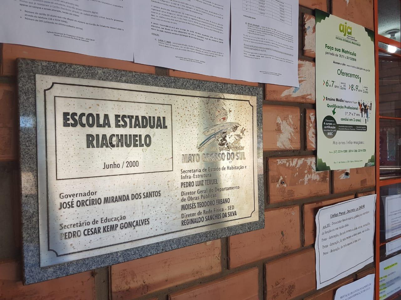 Pais, alunos e professores lamentam desativação de escola Riachuelo após 61 anos de funcionamento