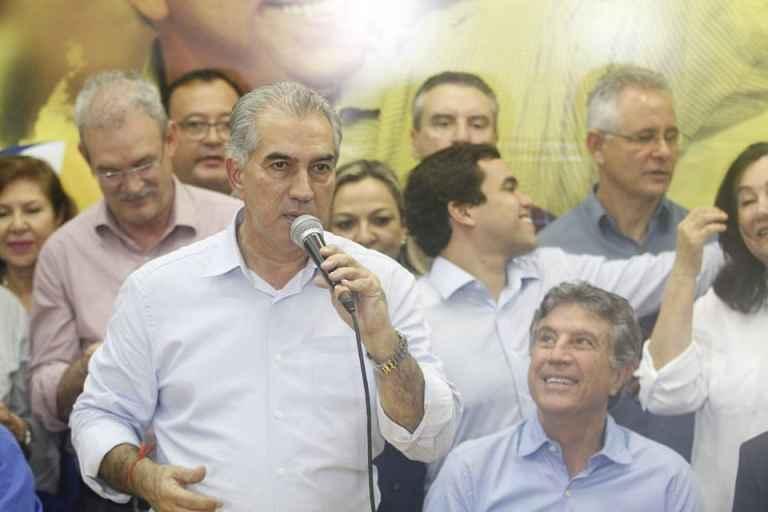 TRE-MS aprova com ressalvas contas de campanha de Reinaldo Azambuja