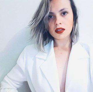 O nome dela é Jenifer: Garotas usam bom humor para lidar com ‘fama' repentina