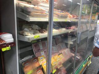 VÍDEO: Procon-CG acha vermes, moscas e produtos fazendo ‘mesversário' de vencimento na prateleira