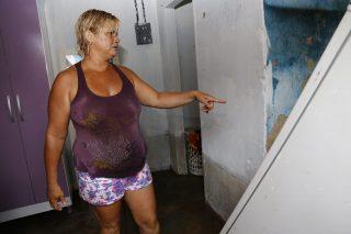 VÍDEO: Água invade residências e deixa moradores desabrigados na Vila Popular