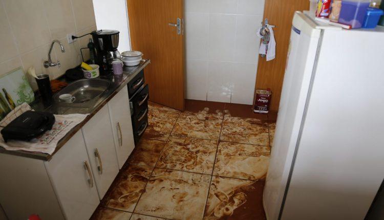 No Jardim Paradiso, nem asfalto resistiu à força da água e rua ficou destruída
