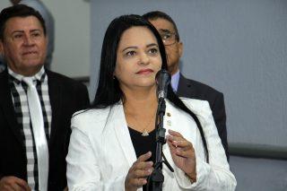 Duas entre 29, vereadoras buscam ampliar espaço e evitar serem 'escada' nas eleições