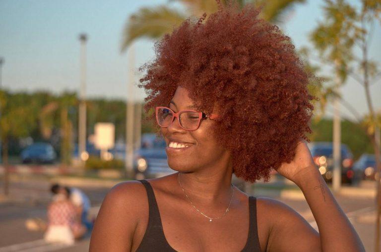 À Flor da Pele: mulheres, jovens e negras