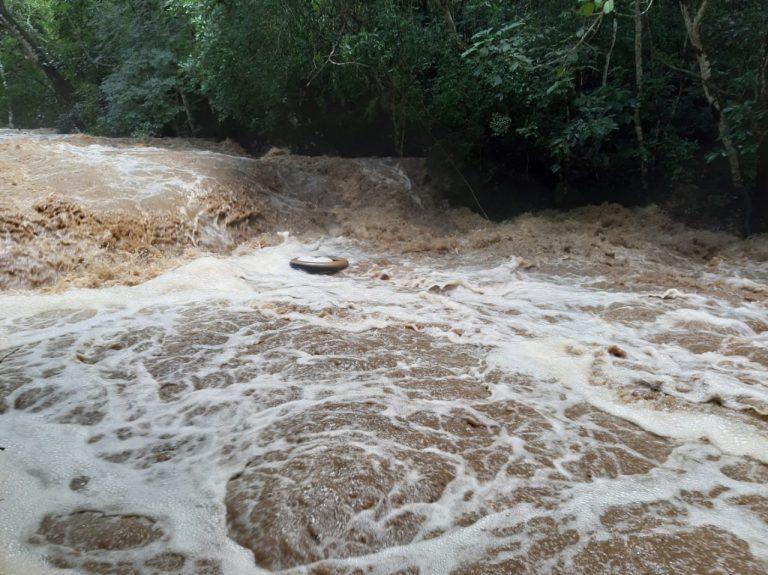 Mundialmente conhecido por águas cristalinas, Rio Formoso volta a ficar turvo em Bonito