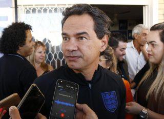 Único compromisso do Reinaldo é a reeleição do Marquinhos, diz Lacerda ao assumir PSD