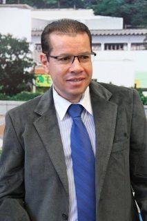 Vereadores afastados por corrupção querem receber R$ 151 mil de salários