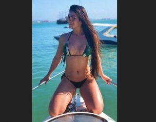 Aos 22 anos, estudante sarada é a nova namorada de Romário