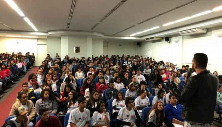 Contagem regressiva: a 100 dias para o Enem, o que fazer para melhorar o rendimento?