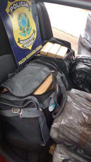 Motorista é preso com 418 kg de maconha em carro roubado