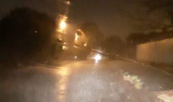 Ela chegou! Região central da cidade tem chuva forte e até granizo