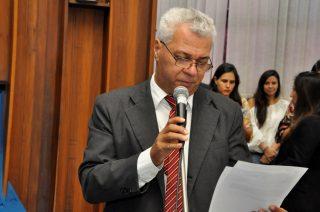 Só Kemp, Almi e Contar votaram contra urgência na PEC de Reinaldo