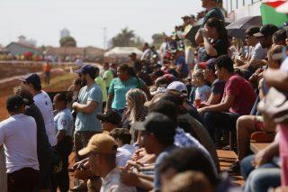 No Rally dos Sertões, Sol e ‘poeirão' atraem público que pede por esportes diferentes