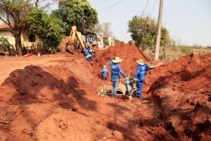 Prefeitura termina asfalto no Nova Lima e começa obras no Oscar Salazar