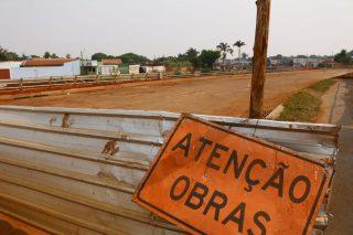 Construtora demite funcionários e obra na Ernesto Geisel volta a ter ritmo lento
