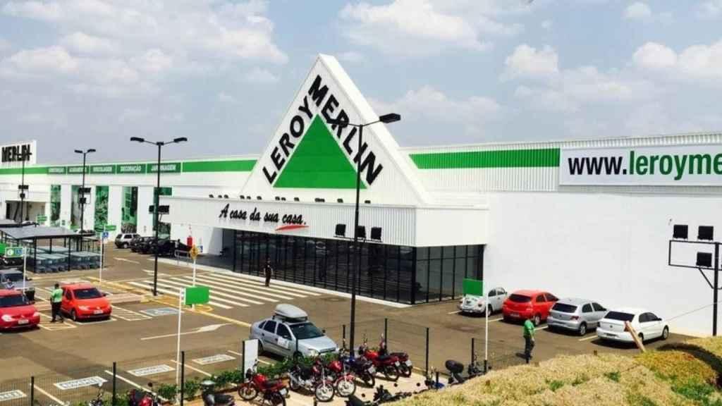 No carnaval, Leroy Merlin abre todos os dias com Bailinho para as crianças e ofertas arrasadoras