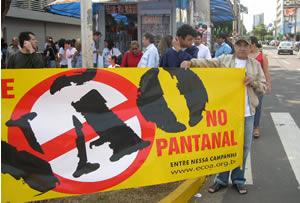 Conhece a história do ambientalista que queimou o próprio corpo contra usinas no Pantanal?