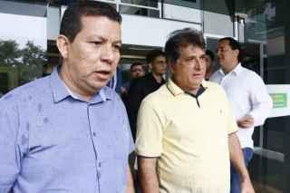 Que usem ônibus: Governo ignora protestos e confirma a vereadores que vai fechar 13 escolas