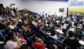 Contribuinte deixa para última hora e Refis Natalino registra filas e lentidão