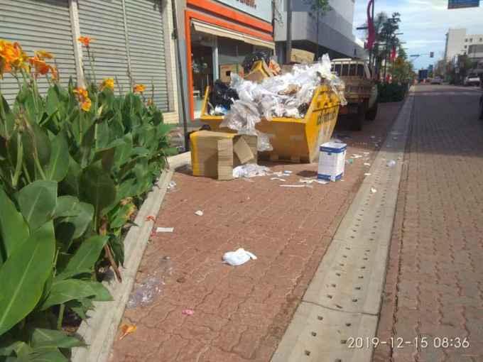 Prefeitura faz apelo à população para que zelem Rua 14 de Julho