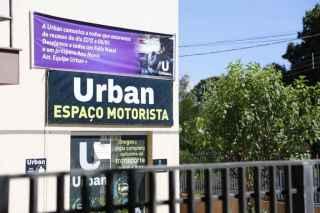 Motoristas de aplicativo protestam após ter acesso a plataforma negado