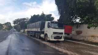 Presos nove envolvidos em esquema de ‘atravessar' carros roubados para a Bolívia