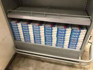 Procon Campo Grande descarta 22kg de produtos impróprios no Assaí Atacadista