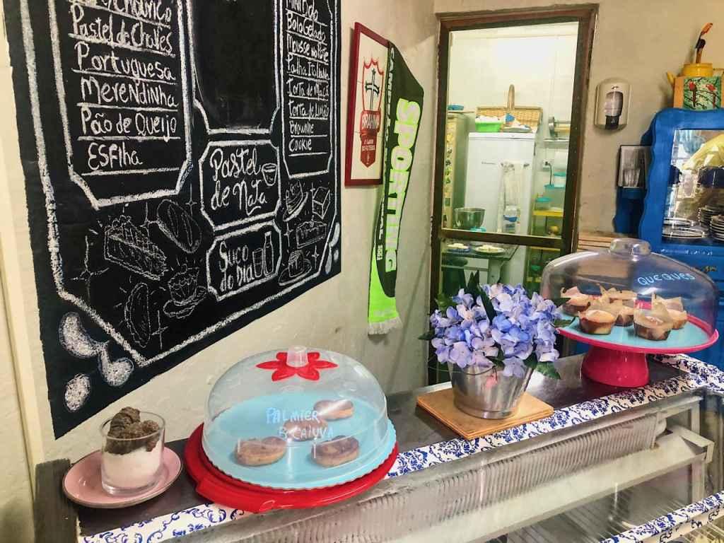Casal une Portugal ao MS em cafeteria no coração da Moreninhas II