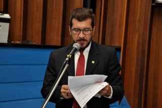 Resumo: Começa movimentação para troca de partidos a 19 dias da janela partidária