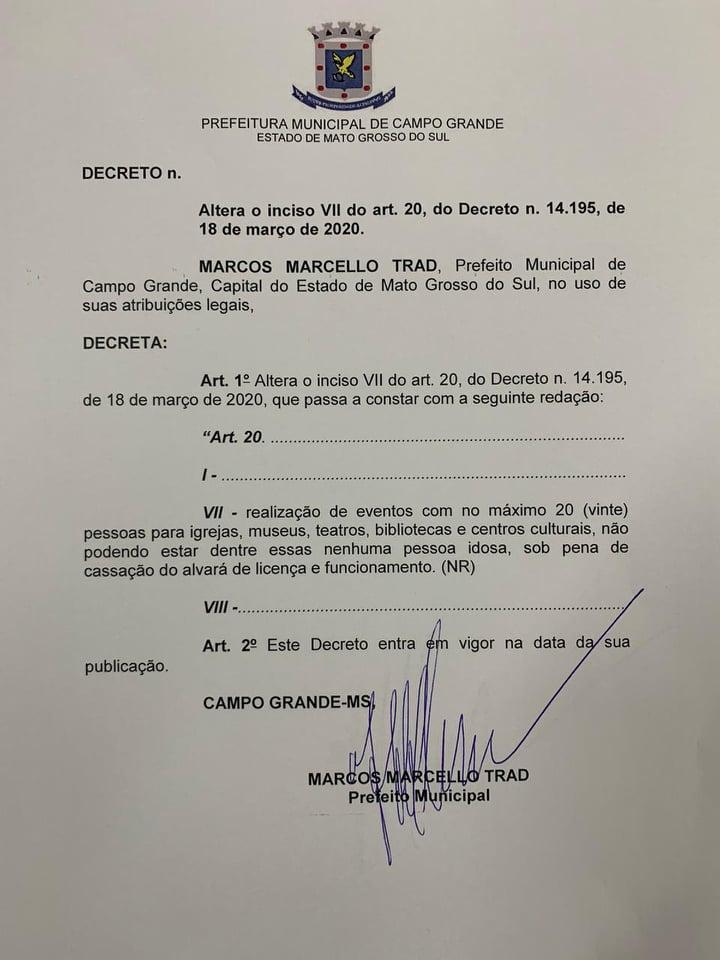 Decretos confirmam limite de 20 pessoas e bloqueio de passes de estudantes e idosos