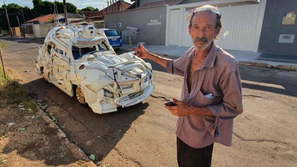 Por necessidade, criador está vendendo o Fusca 'Transformer': você compraria?