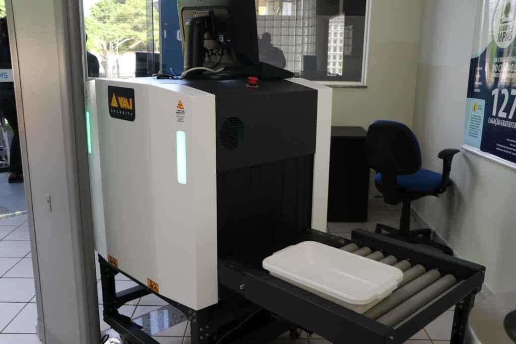 Após MPF fechar portas, MPMS instala até detector de metais na fronteira