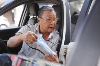 No Dia do Trabalhador, campo-grandense bate ponto e se preocupa com quem se aglomera pela cidade