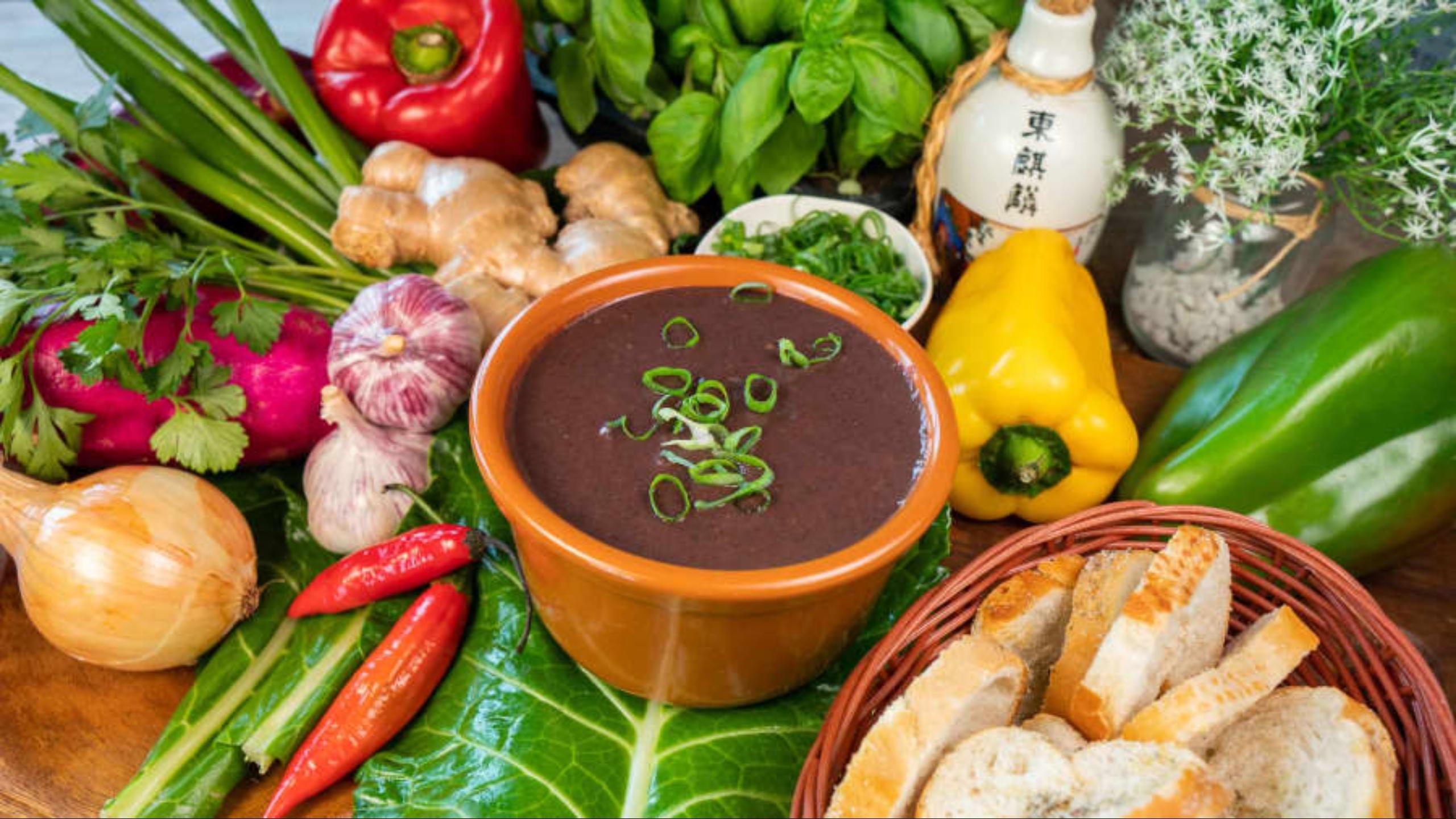 Peça Delivery! Caldin Caldos tem 15 tipos de Caldos, Sobá, Yakisoba e outras delícias