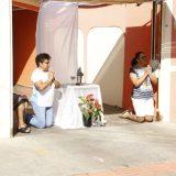 Inovação: Corpus Christi tem tapete com desenhos de crianças e procissão