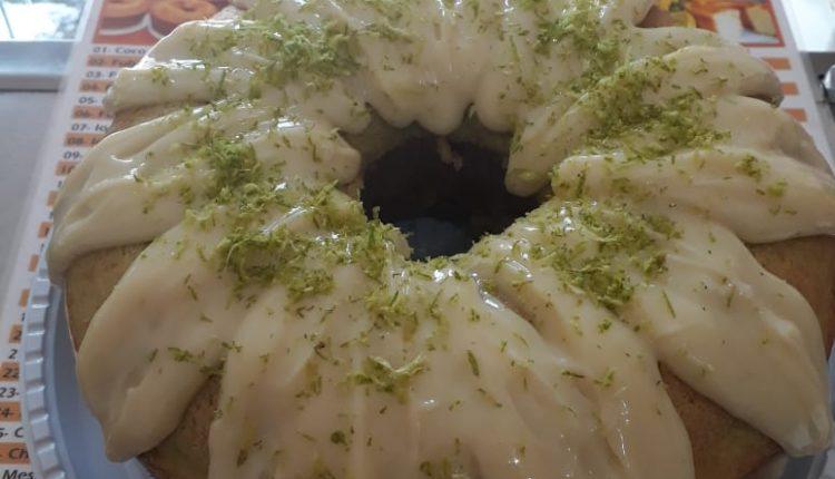 Com venda de frangos assados no Nova Lima, ela realizou sonho de se tornar confeiteira