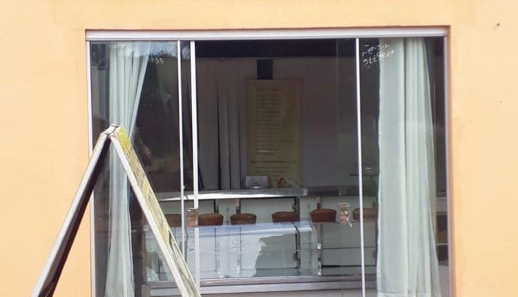 Com venda de frangos assados no Nova Lima, ela realizou sonho de se tornar confeiteira