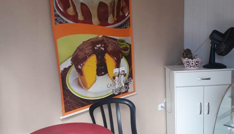 Com venda de frangos assados no Nova Lima, ela realizou sonho de se tornar confeiteira