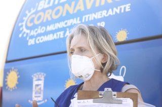 Ônibus do 'teste coronavírus' é alívio para quem tem sintomas da doença nas Moreninhas